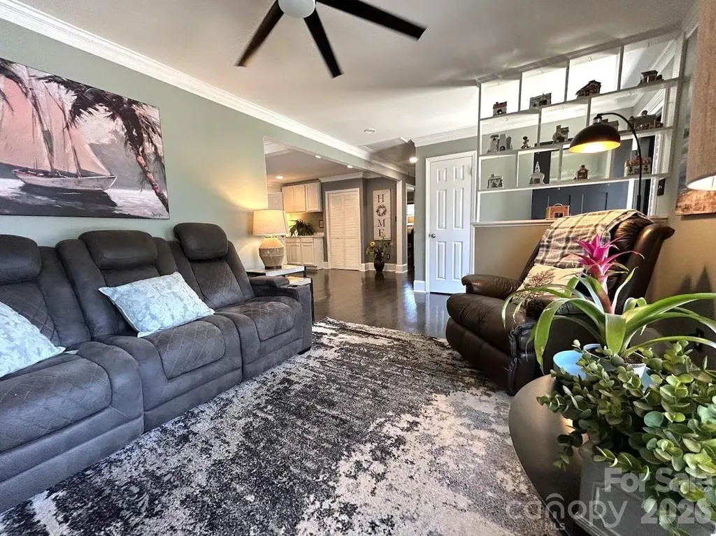 7113 Sterncrest Place Charlotte NC 28210
