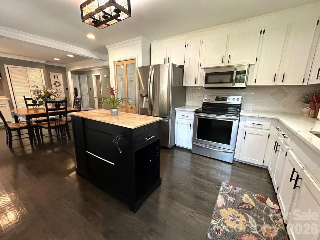 7113 Sterncrest Place Charlotte NC 28210