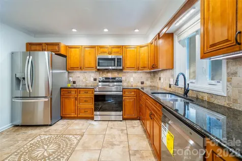12 Pebble Creek Drive Asheville NC 28803