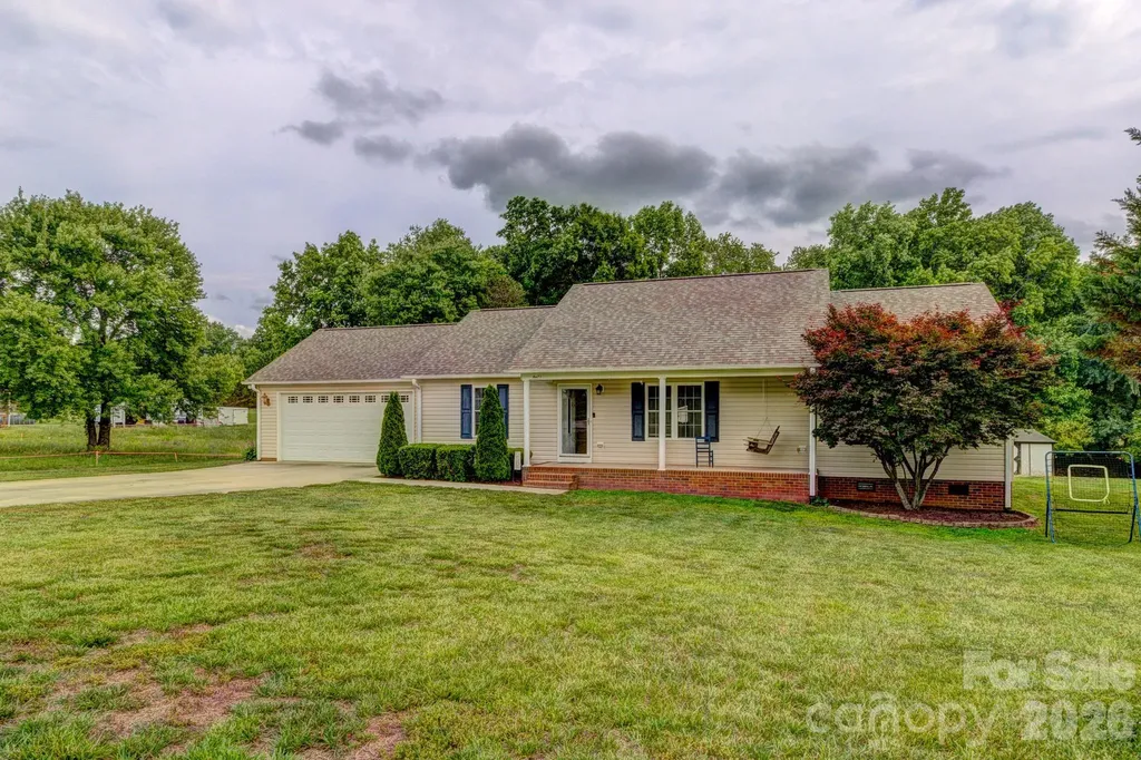 4671 Garys Place Crouse NC 28033