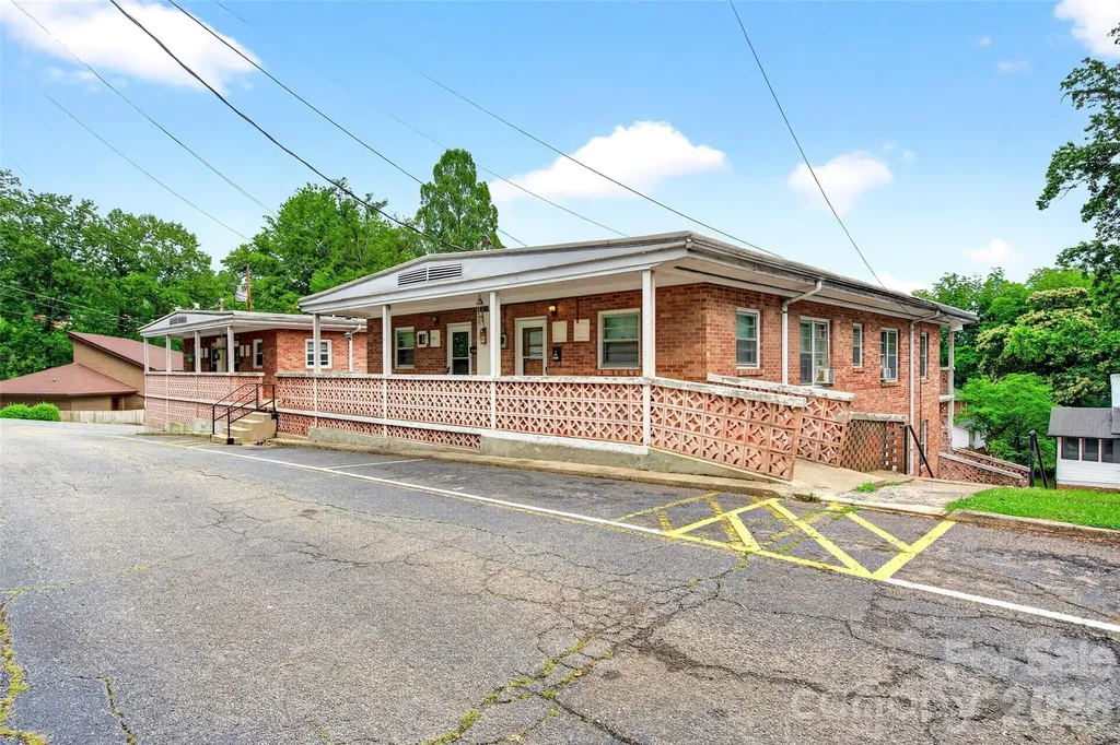 35,45,55 James Drive Marion NC 28752