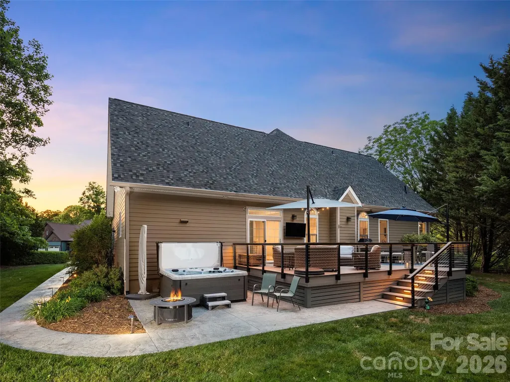 47 Drakes Meadow Lane Arden NC 28704