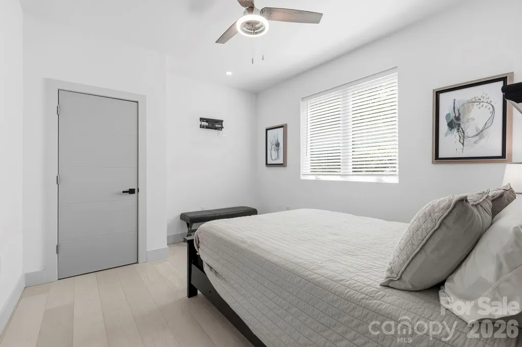 22 Lara Drive Mills River NC 28759