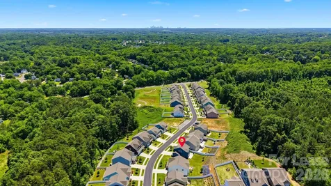 5041 Mooreland Oaks Way Mount Holly NC 28120