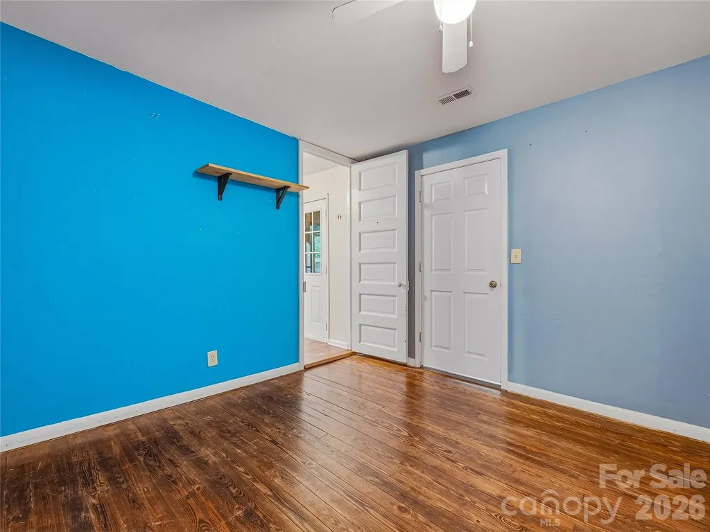 506 Johnston School Road Asheville NC 28806
