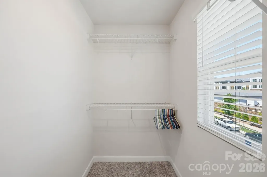 3742 Memorial Parkway Charlotte NC 28217