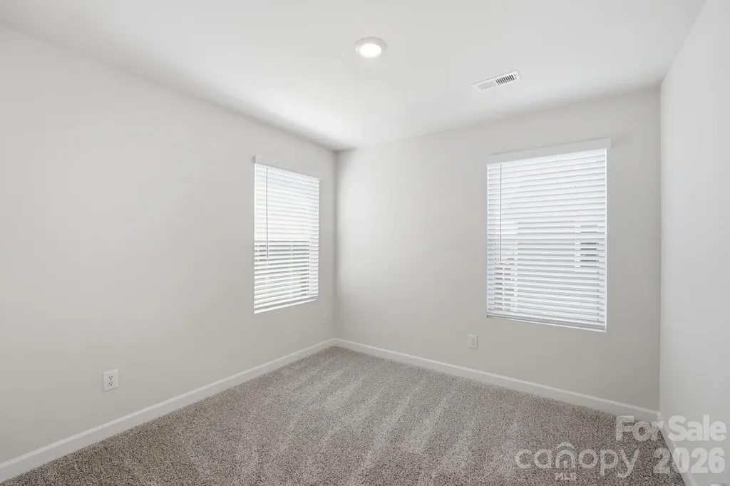 3742 Memorial Parkway Charlotte NC 28217