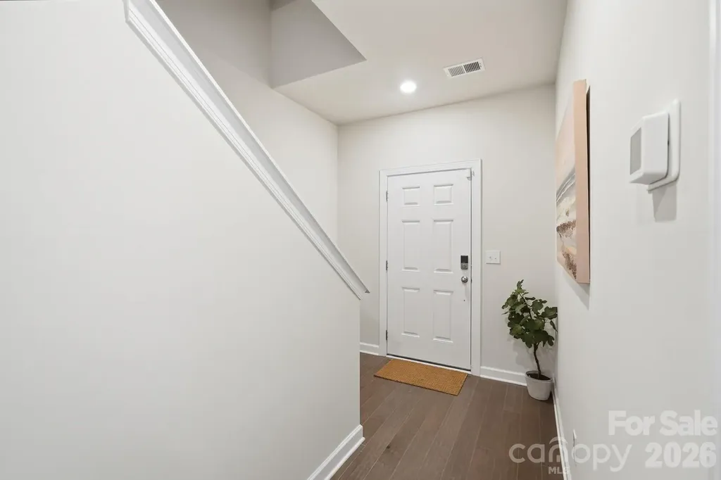 3742 Memorial Parkway Charlotte NC 28217