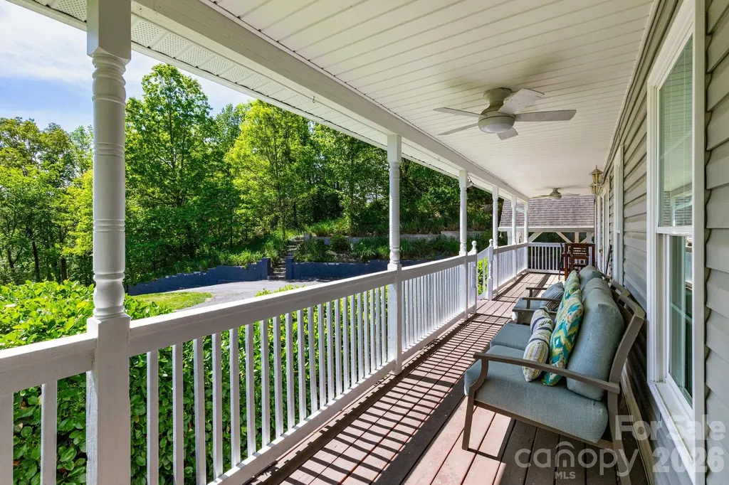 215 Butternut Lane Leicester NC 28748