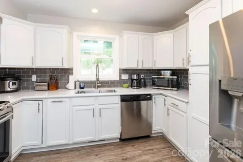 215 Butternut Lane Leicester NC 28748