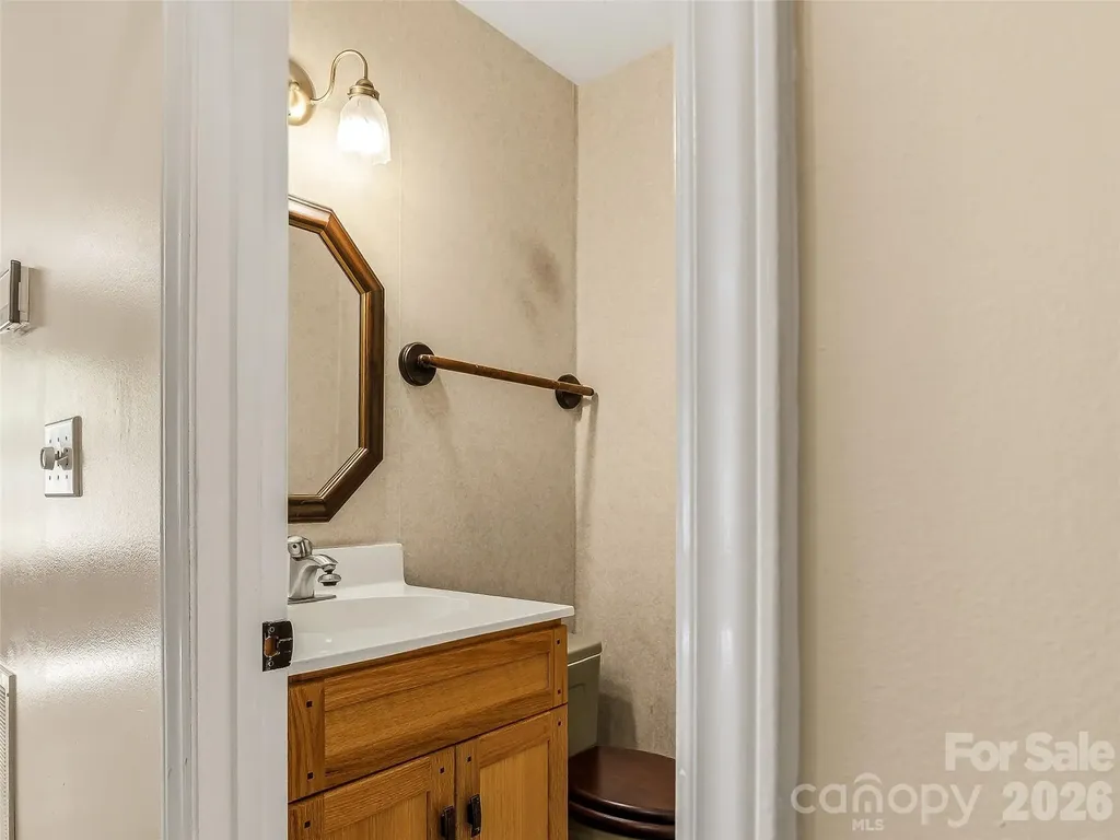11 Woodmere Drive Arden NC 28704