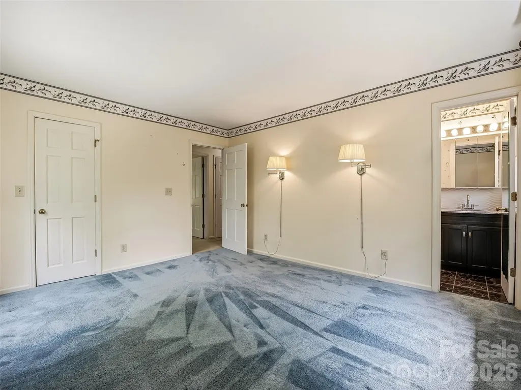 11 Woodmere Drive Arden NC 28704