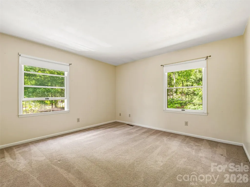11 Woodmere Drive Arden NC 28704