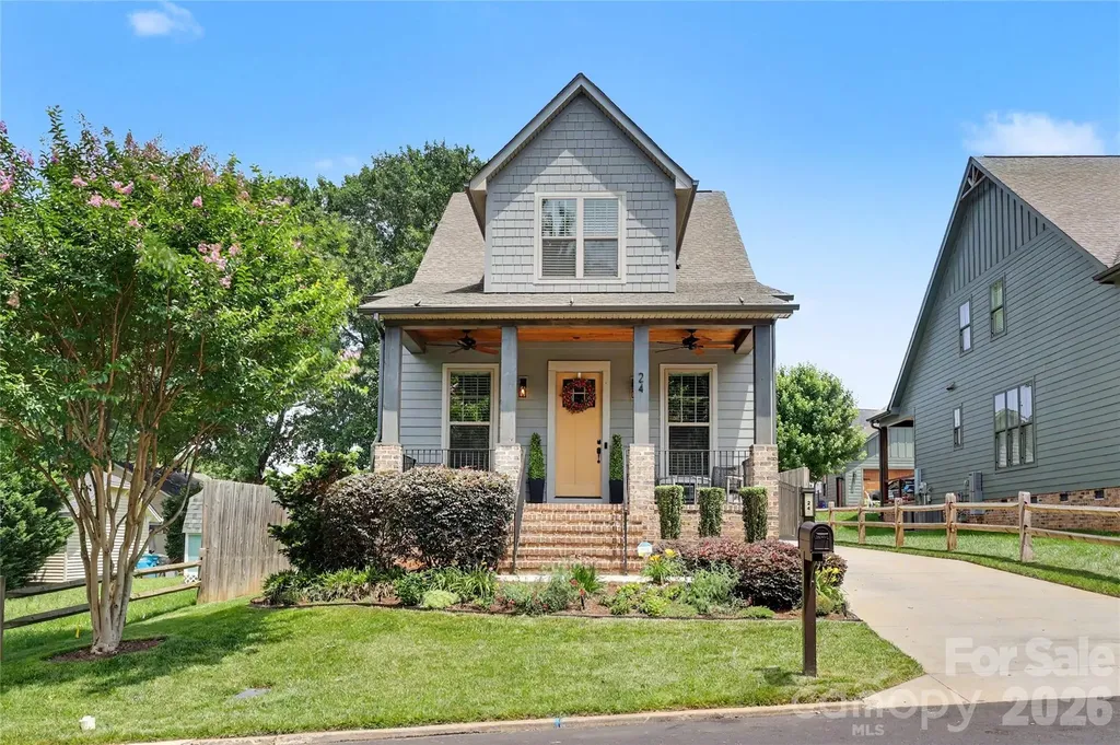 24 Oak Street Belmont NC 28012