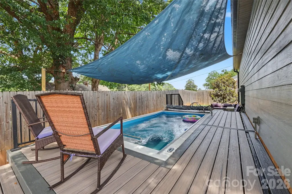 24 Oak Street Belmont NC 28012