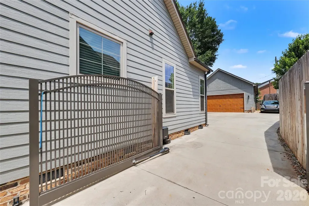 24 Oak Street Belmont NC 28012