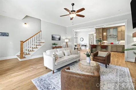 24 Oak Street Belmont NC 28012