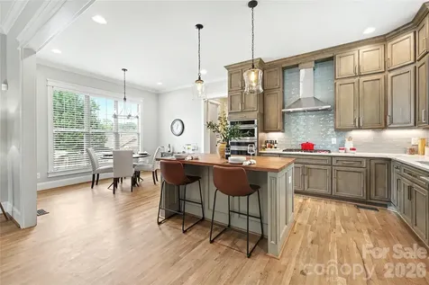 24 Oak Street Belmont NC 28012
