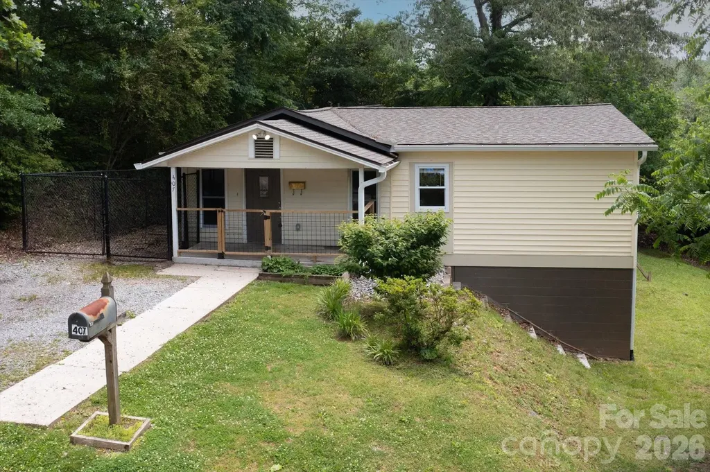 407 W Main Street Brevard NC 28712