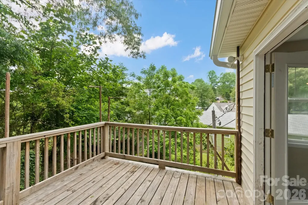 407 W Main Street Brevard NC 28712