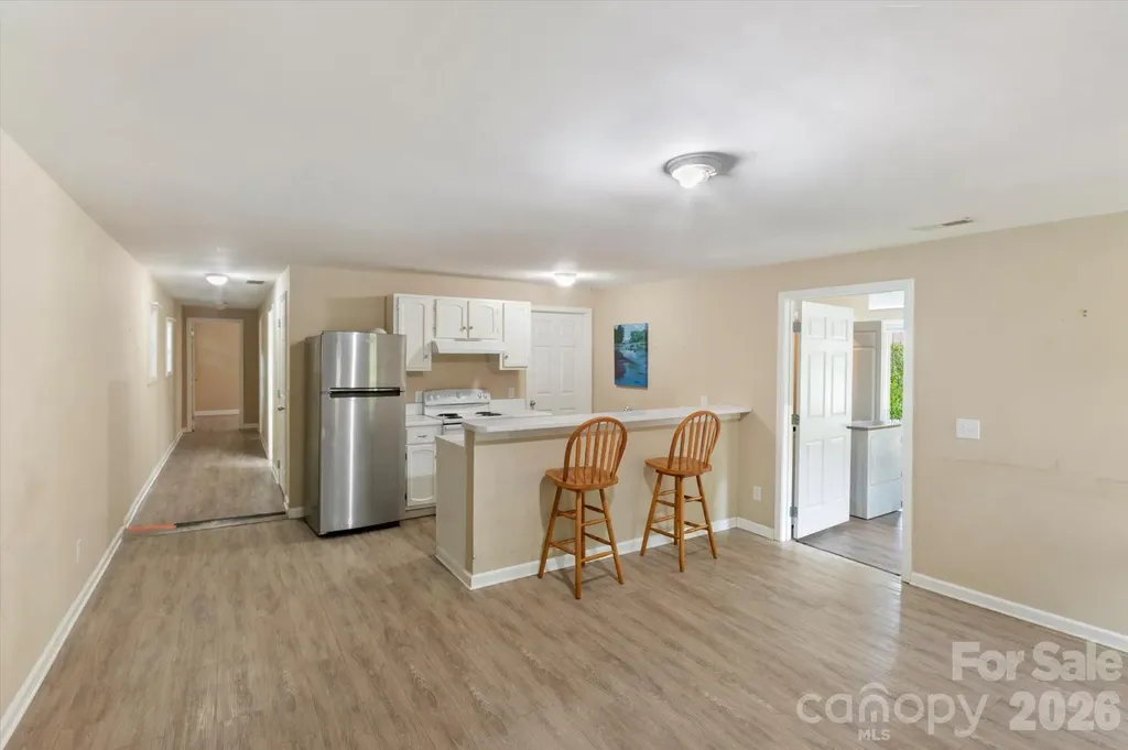 407 W Main Street Brevard NC 28712