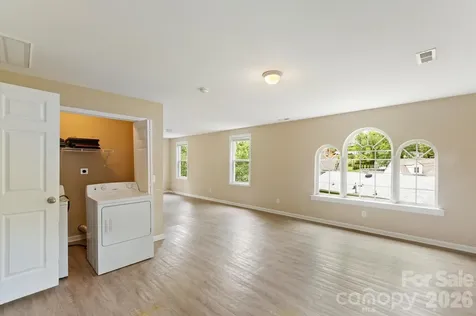 407 W Main Street Brevard NC 28712