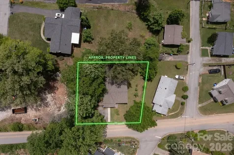 407 W Main Street Brevard NC 28712