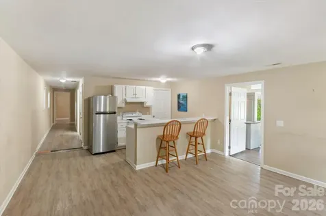 407 W Main Street Brevard NC 28712