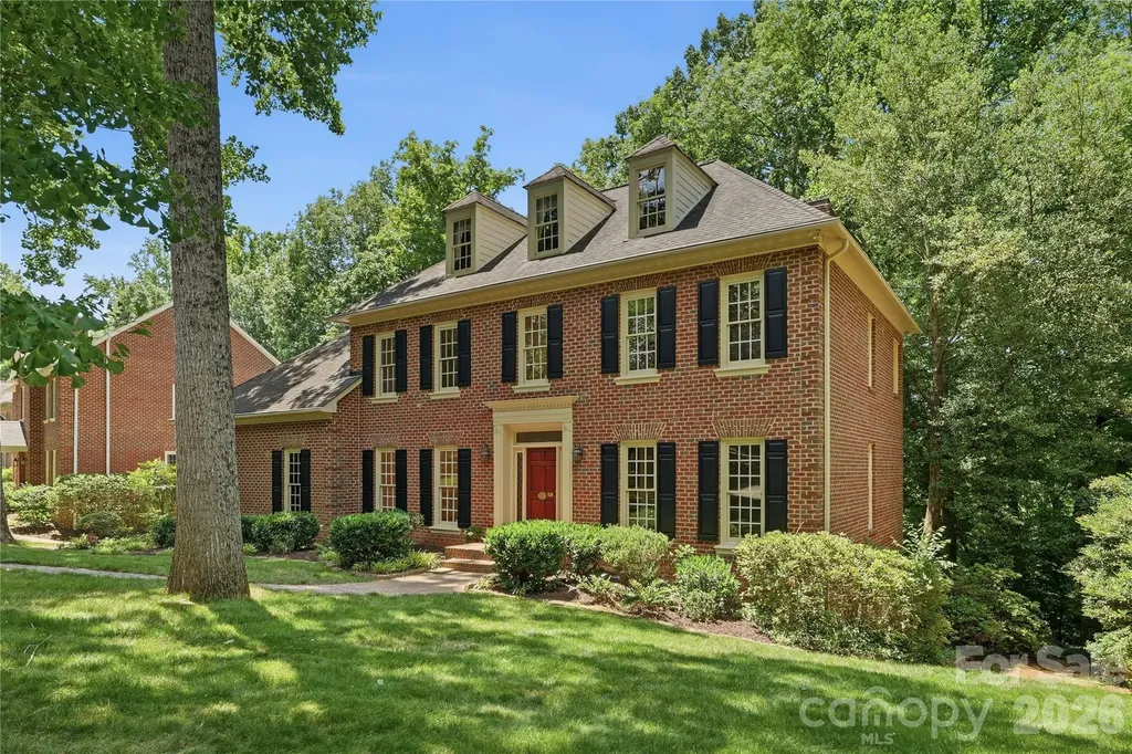 10205 Balmoral Circle Charlotte NC 28210