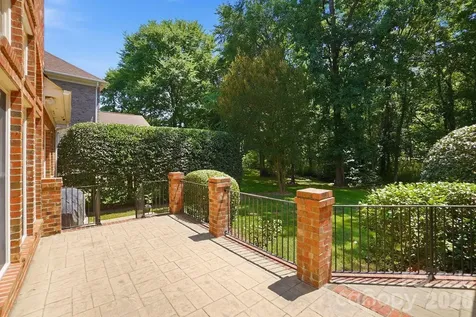 11649 James Richard Drive Charlotte NC 28277