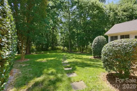 11649 James Richard Drive Charlotte NC 28277