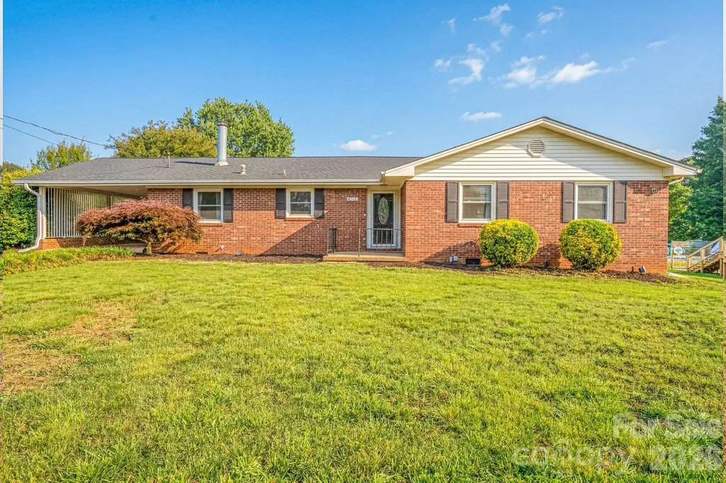 4012 Allison Street Hickory NC 28601