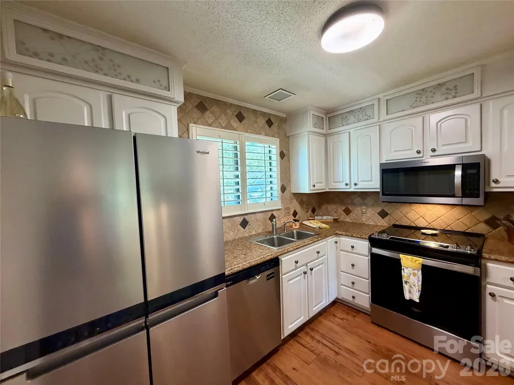 3100 Heathstead Place Charlotte NC 28210