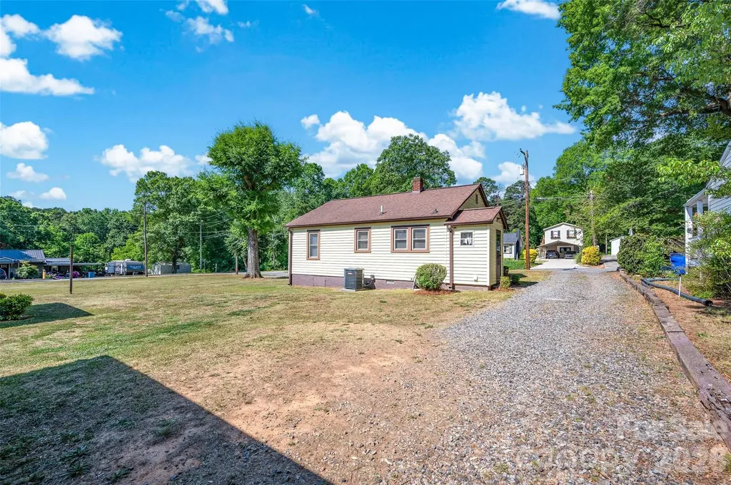 320 Cook Street Mooresville NC 28115