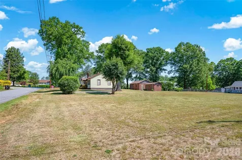 320 Cook Street Mooresville NC 28115