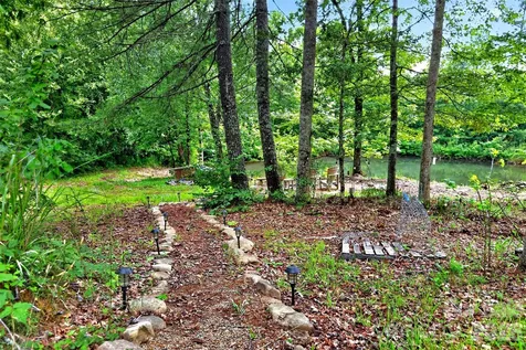 259 East Lester Lane Hendersonville NC 28739