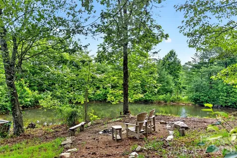 259 East Lester Lane Hendersonville NC 28739