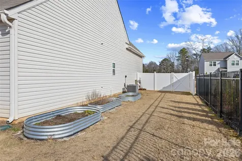 2502 Waverly Drive Monroe NC 28112