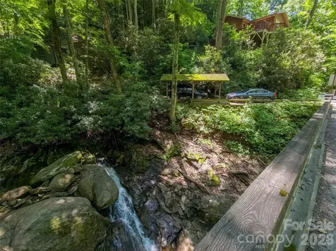 500 Winter Star Road Burnsville NC 28714