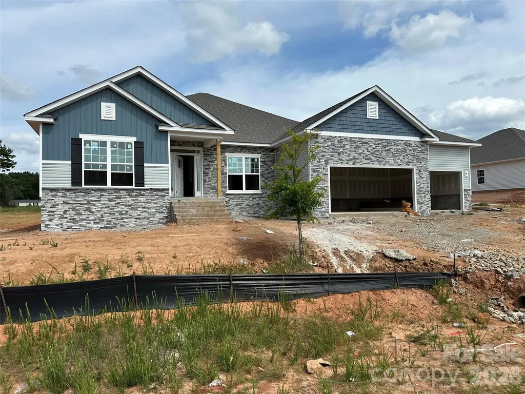 5122 Colchester Court Catawba NC 28609