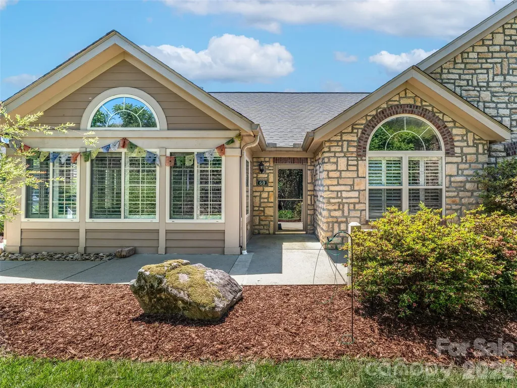 60 Mountain Meadow Circle Weaverville NC 28787
