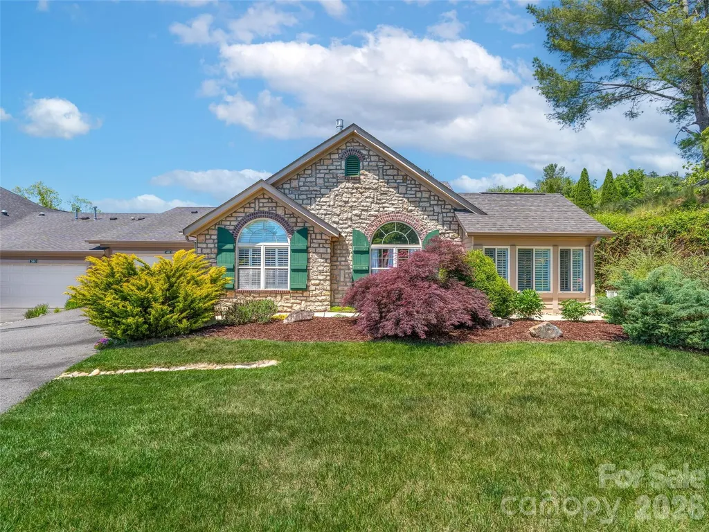 60 Mountain Meadow Circle Weaverville NC 28787