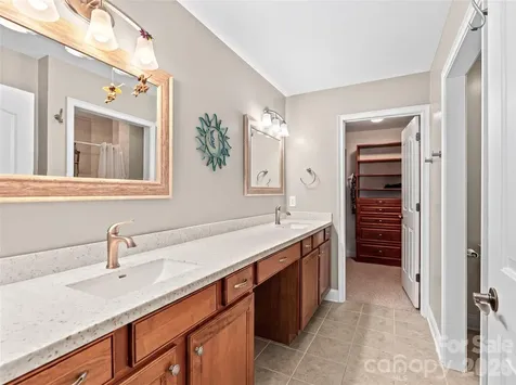 60 Mountain Meadow Circle Weaverville NC 28787