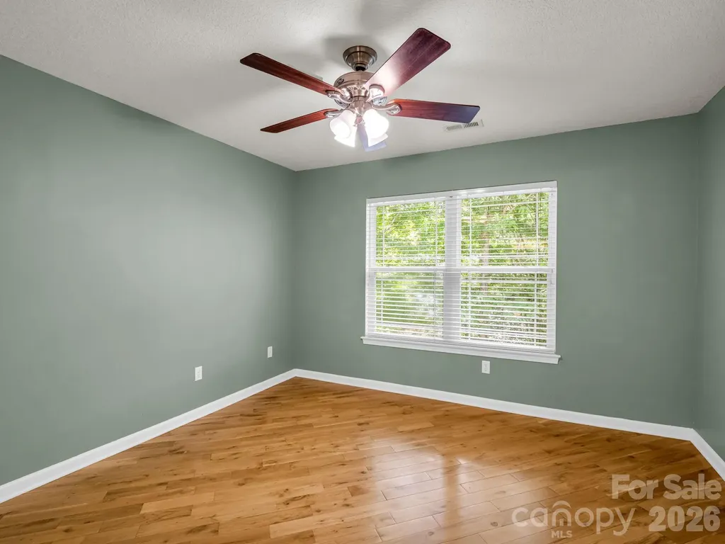 4 Rathfarnham Road Asheville NC 28803