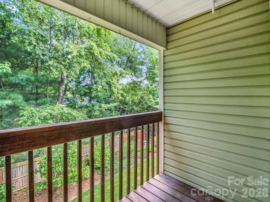 4 Rathfarnham Road Asheville NC 28803
