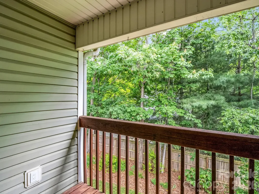 4 Rathfarnham Road Asheville NC 28803