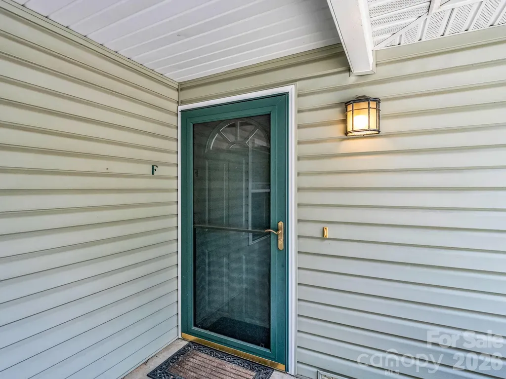 4 Rathfarnham Road Asheville NC 28803