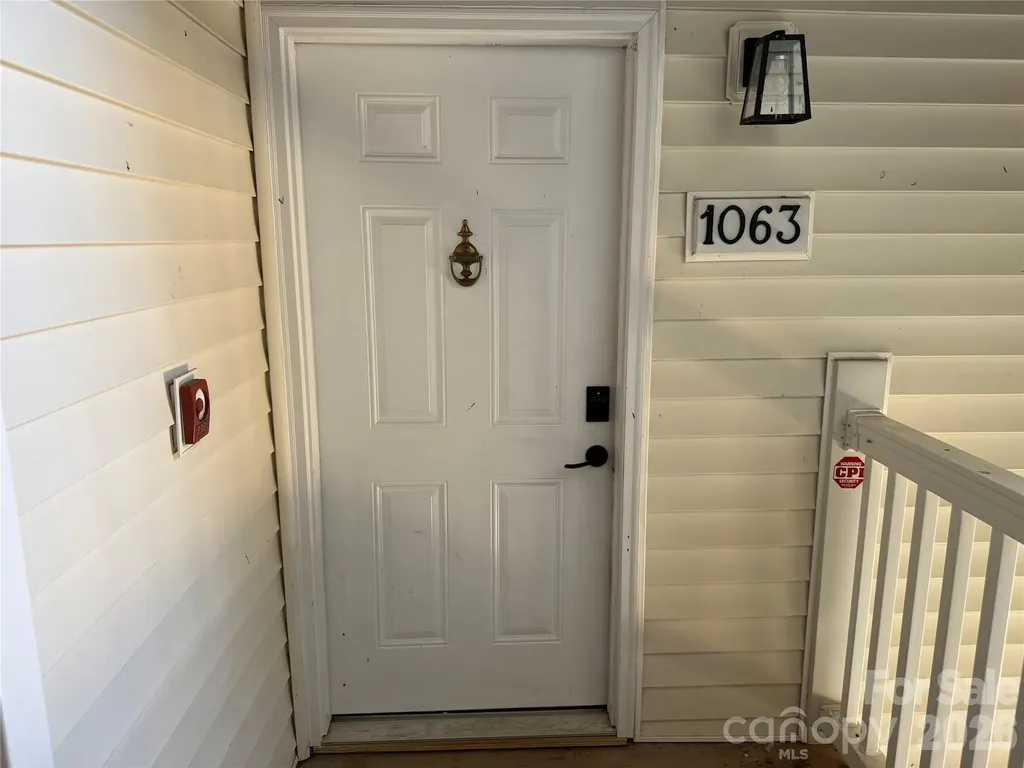 1063 Triece Lane Charlotte NC 28215