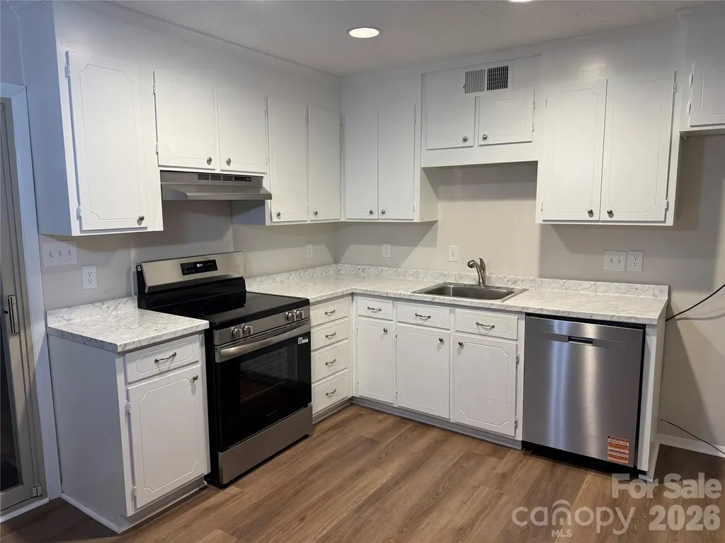 6921 Kirkcaldy Lane Mint Hill NC 28227