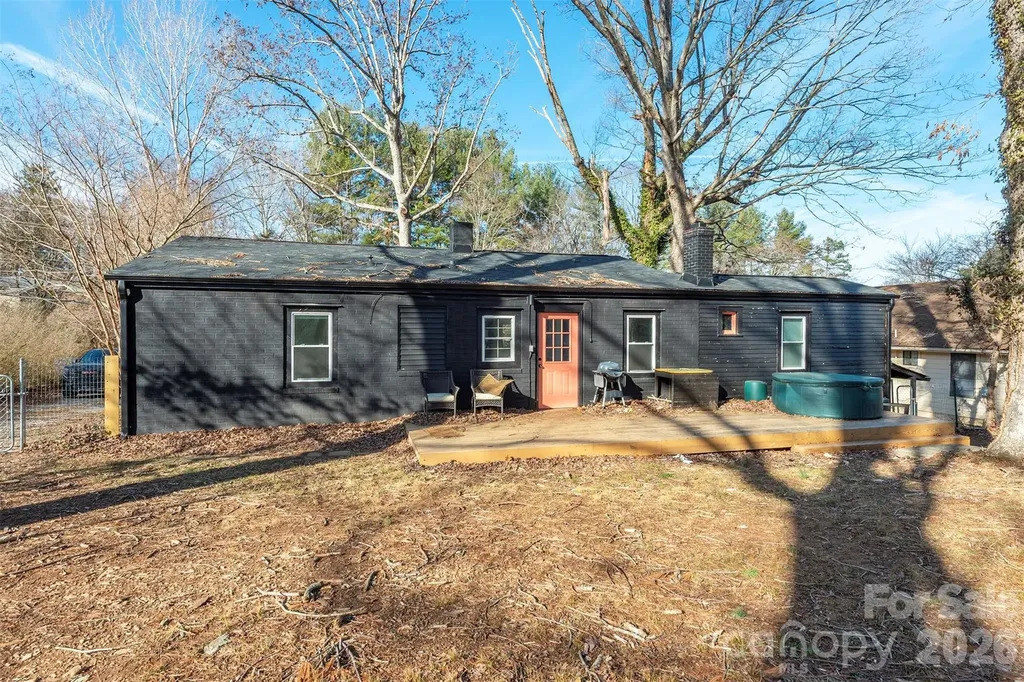 17 Springdale Avenue Asheville NC 28803